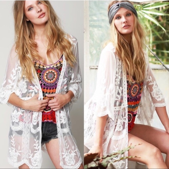 LAST ONE .....Boho Lace Kimono - Picture 3 of 5